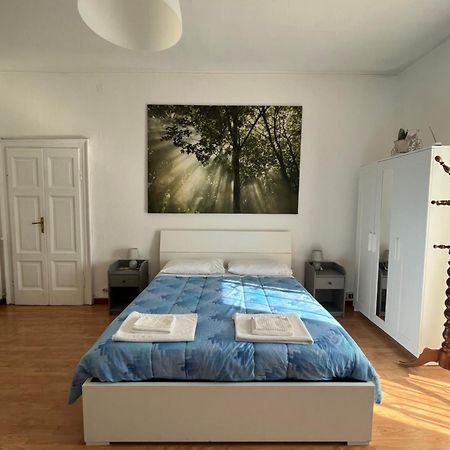 Molis'S House Hotel Милано Екстериор снимка