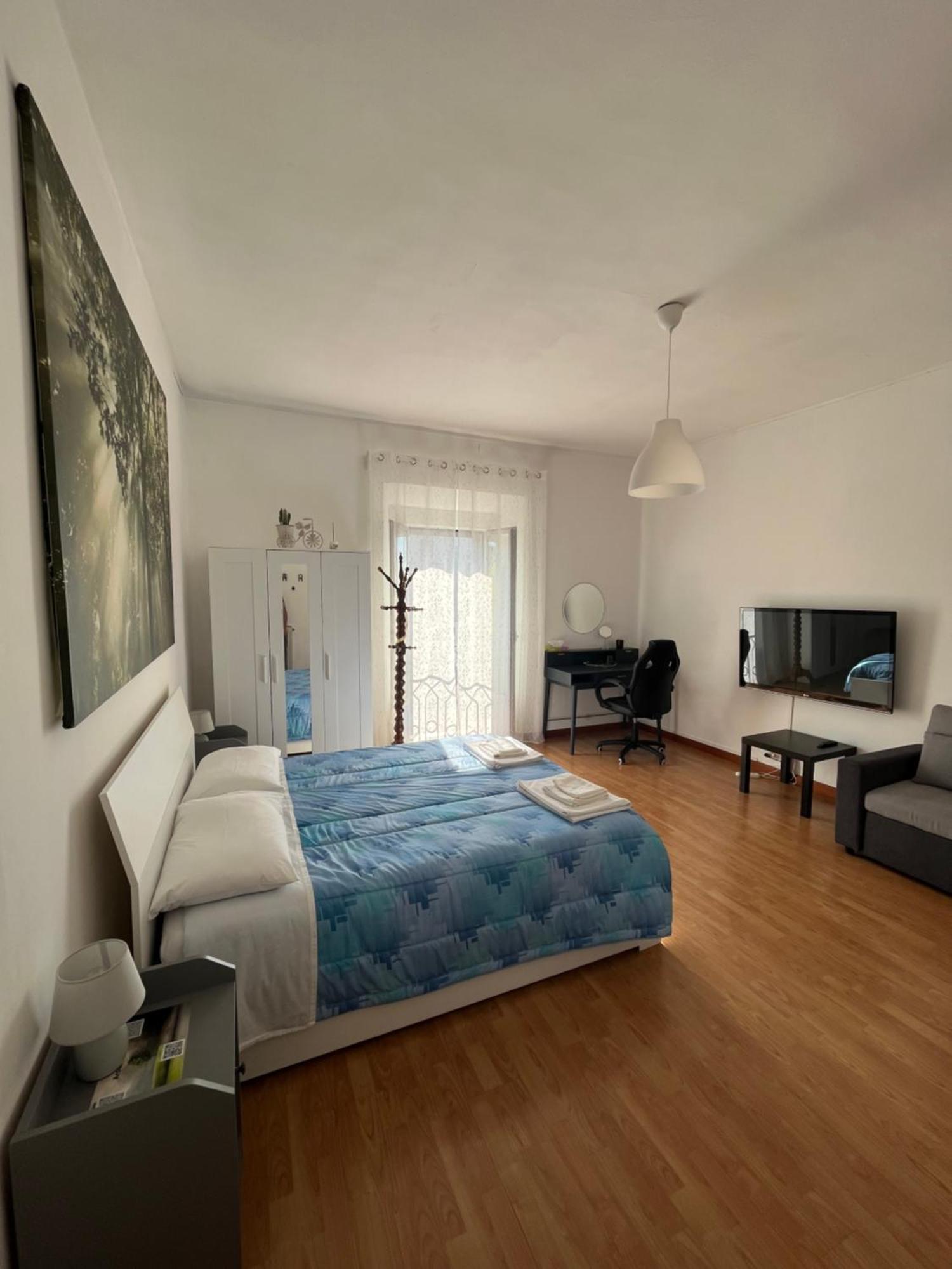 Molis'S House Hotel Милано Екстериор снимка